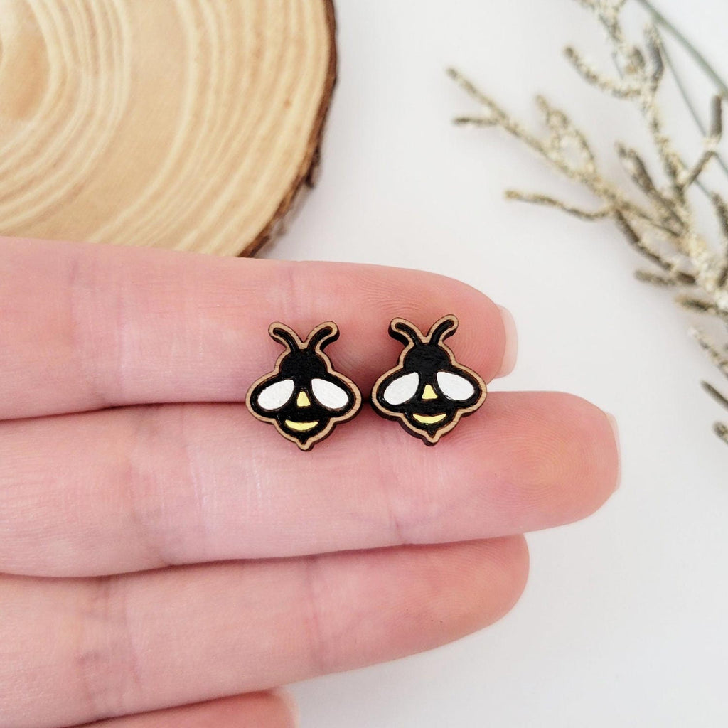 Bee shaped stud earrings