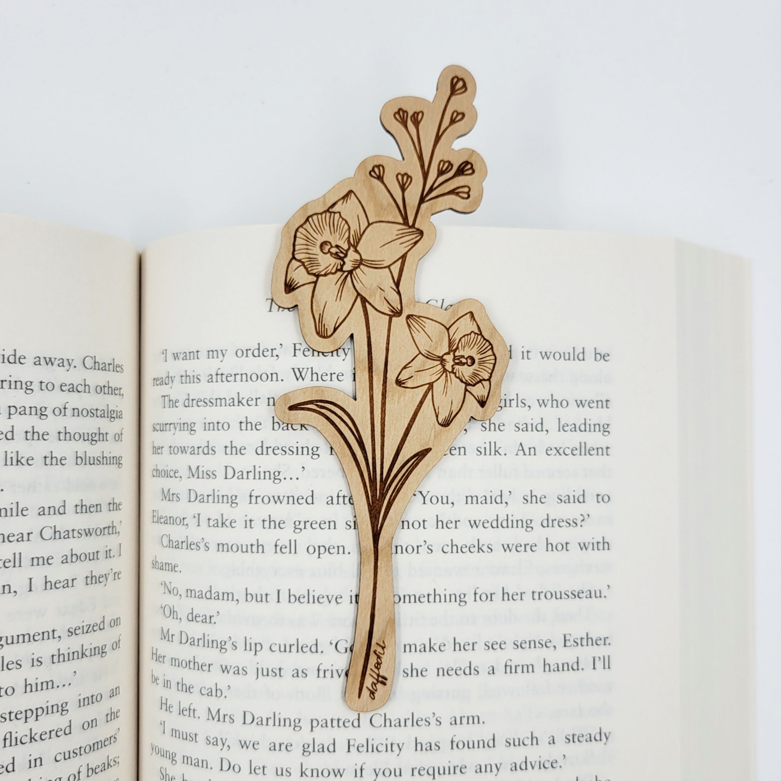 Original Bookmark for Reader Representing a Daffodil Flower 